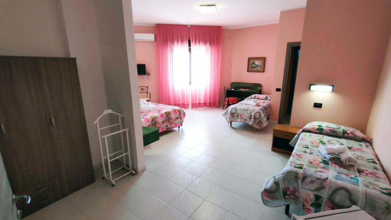 Hotel Mater Mediterranea Senorbi Exterior photo