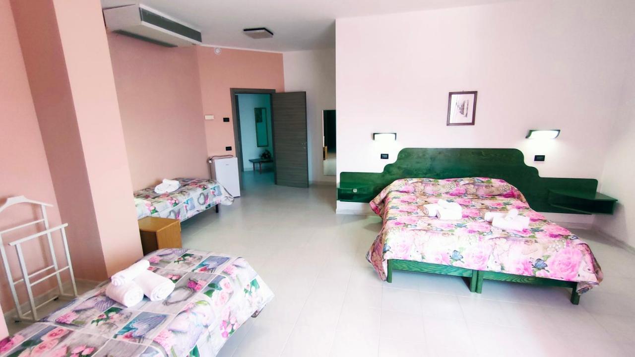 Hotel Mater Mediterranea Senorbi Exterior photo